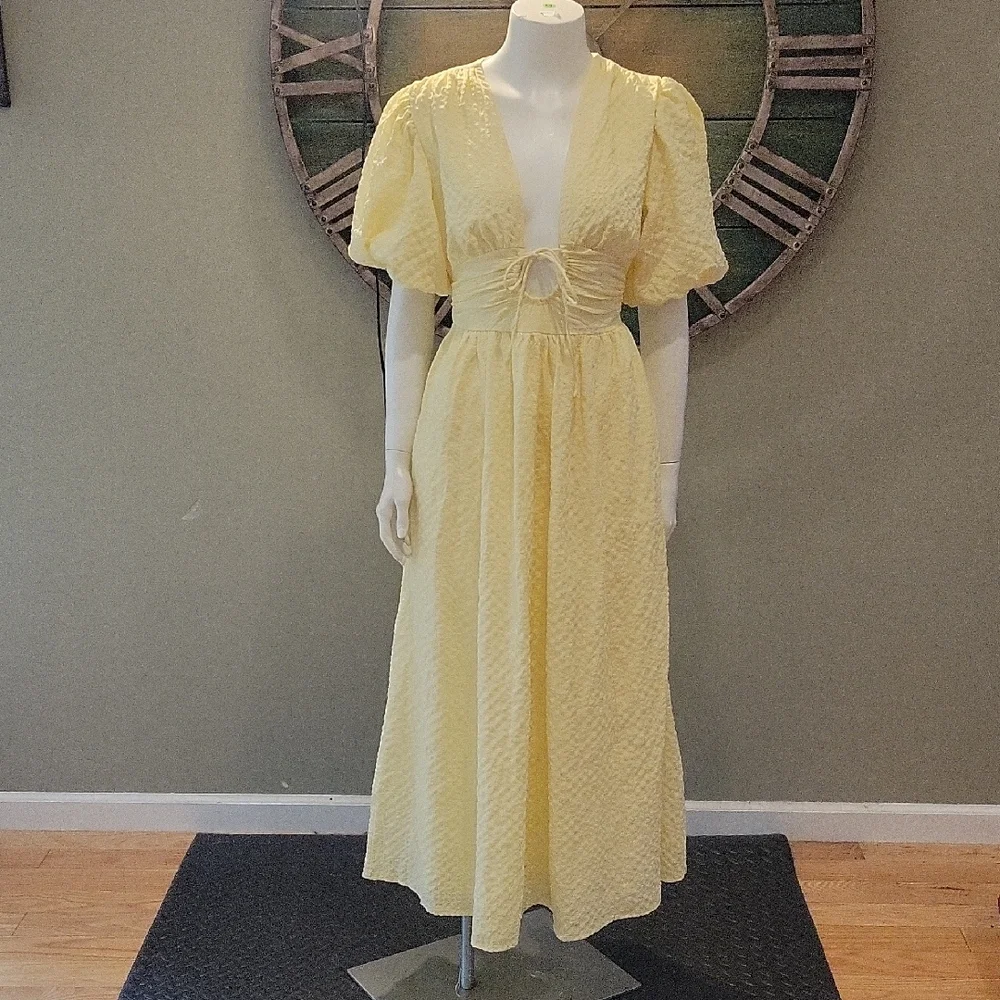 Abercrombie & Fitch Tie Front Puff Sleeve Textured Maxi Dress